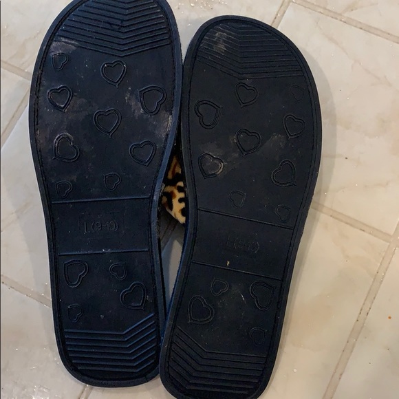 Cheetah slippers - Picture 3 of 4